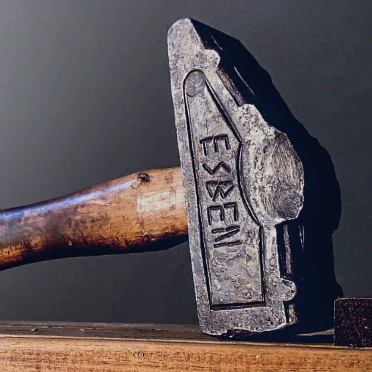 Blacksmithing: Forge a Blacksmith’s Hammer