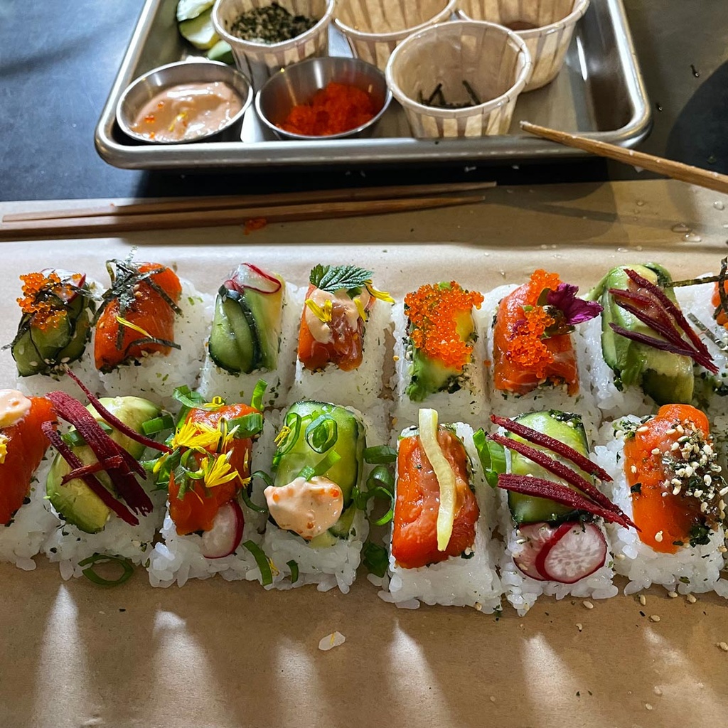 Family Style Sushi: Chirashi and Oshizushi Trays