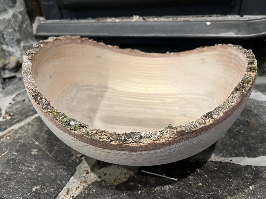 Turning a Natural Edge Bowl