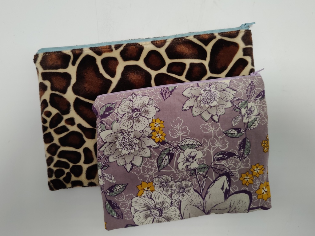 Sew a Zipper Pouch